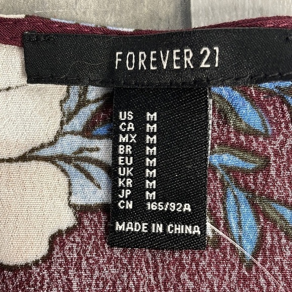 NWT Forever 21 Floral Print Dress. Elastic Waist With Belt. Bell Sleeves. Size M - Picture 11 of 11